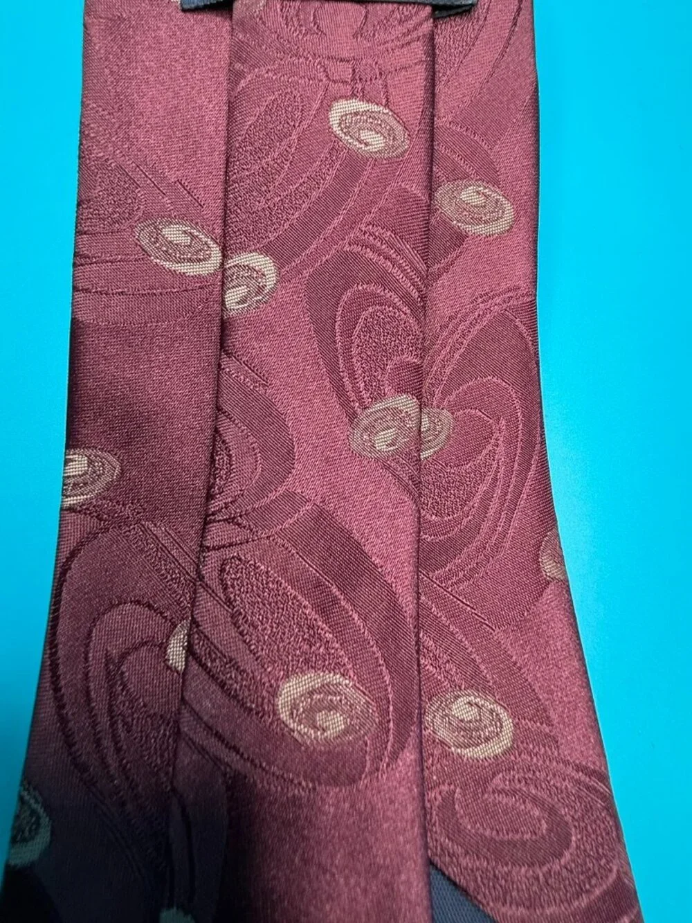 Vintage Johnny Carson Classic Burgundy Tie 1970's-80's